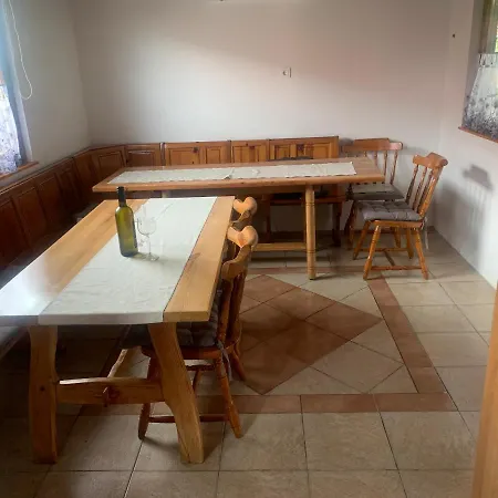 Apartma Med Vinogradi