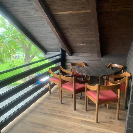 Apartma Med Vinogradi Daire