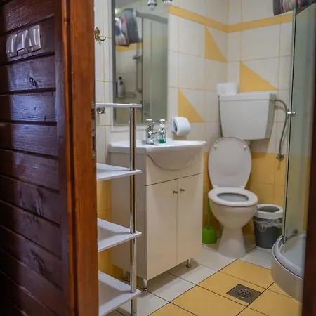 Apartma Med Vinogradi Daire