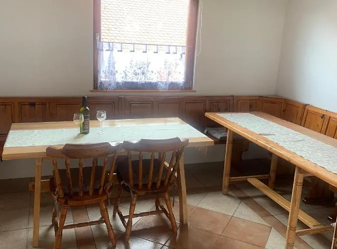 Appartamento Apartma Med Vinogradi Ljutomer