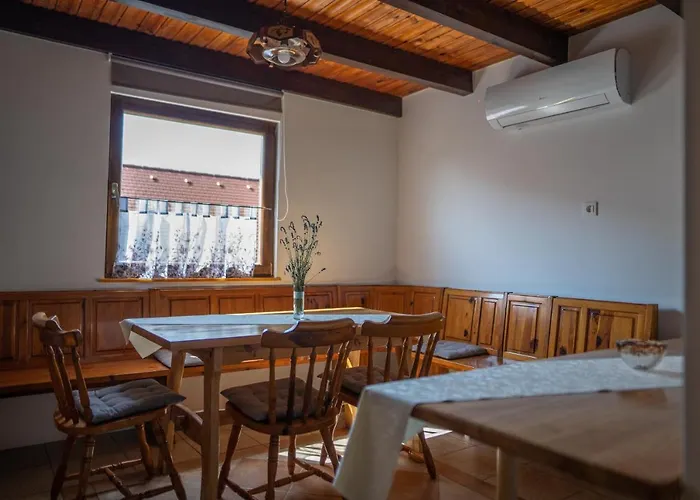 Apartma Med Vinogradi Appartamento Ljutomer