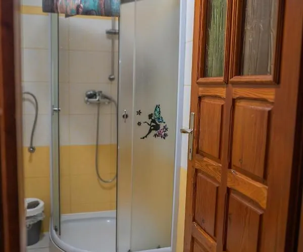 Апартаменты Apartma Med Vinogradi