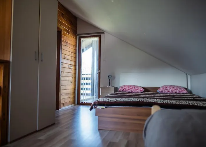 Apartma Med Vinogradi * Ljutomer